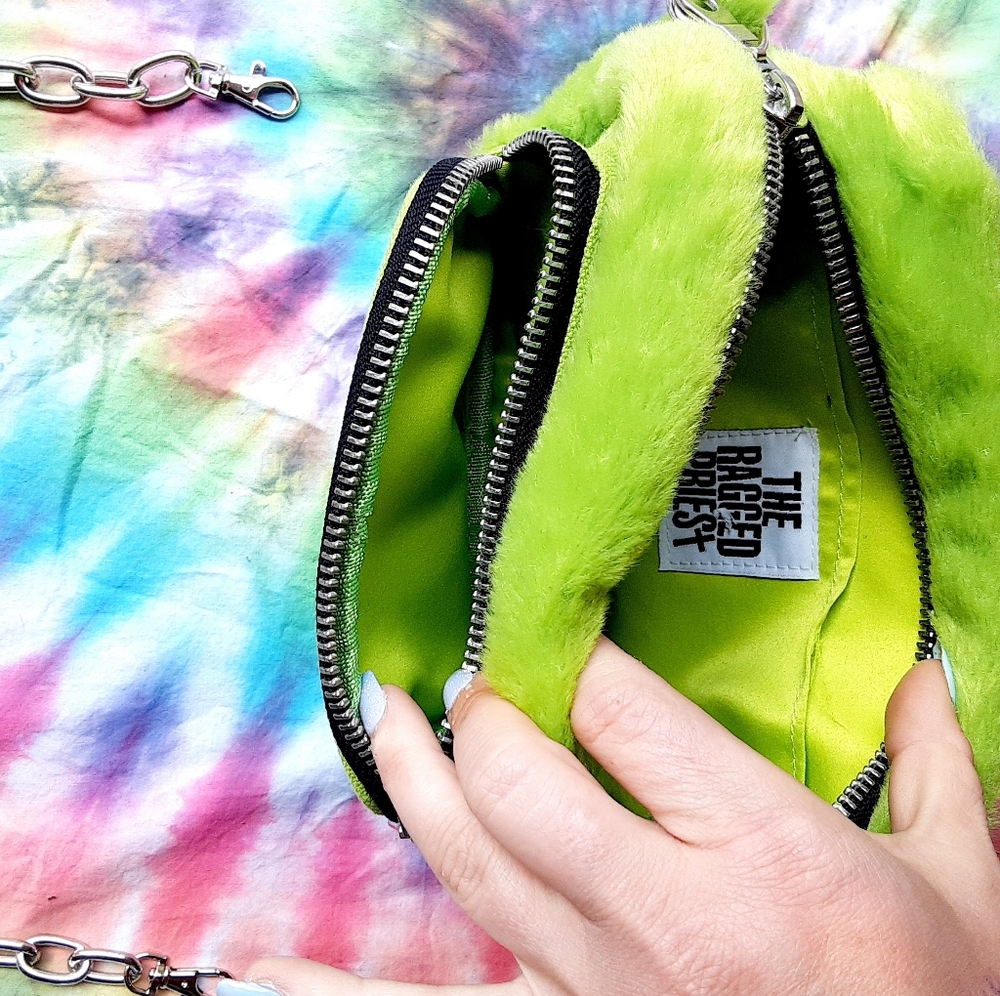 Ragged Priest crossbody bag - Picture 5 of 8